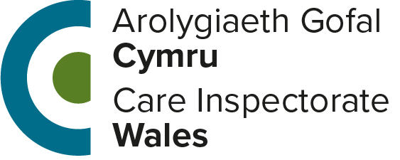 Logo Inspektoratu Opieki Walii – część naszych organów regulacyjnych