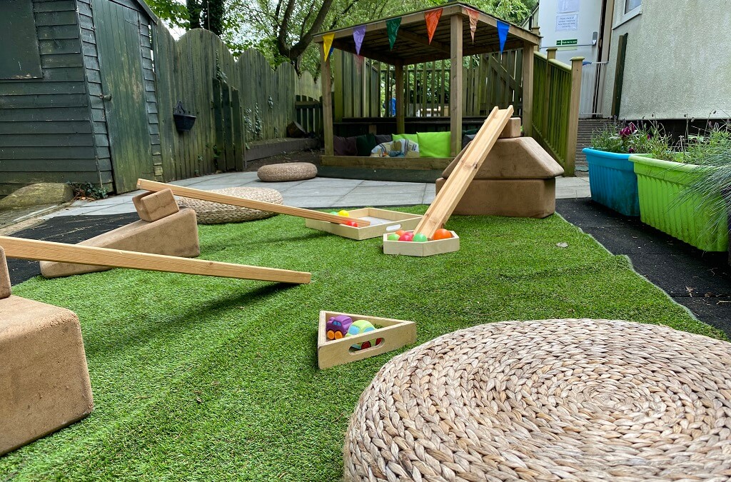 Grass outdoor child paly area