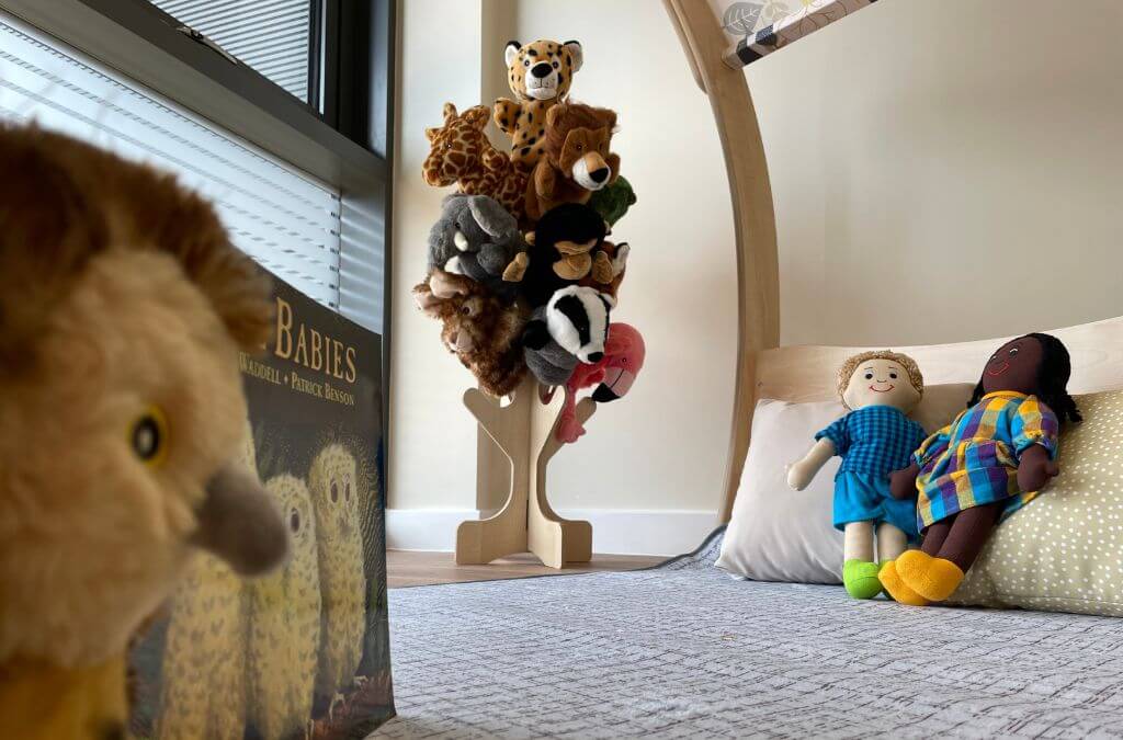Indoor reading area with stuffed toys